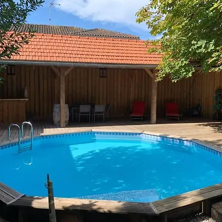 Maison 8 Pers, 15 Min Plage, Clim, Piscine,parking