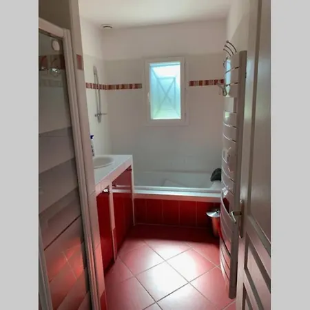 Maison 8 Pers, 15 Min Plage, Clim, Piscine,parking Villa *